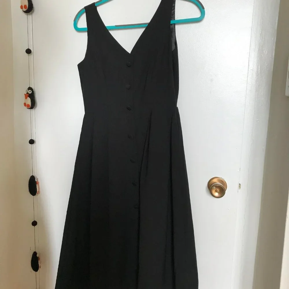 Mariska - Picture 3 of 6